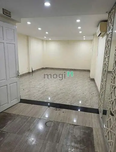 Bán Nhanh Nhà Ở Mặt Phố Hoàng Quốc Việt Ô Tô Tránh