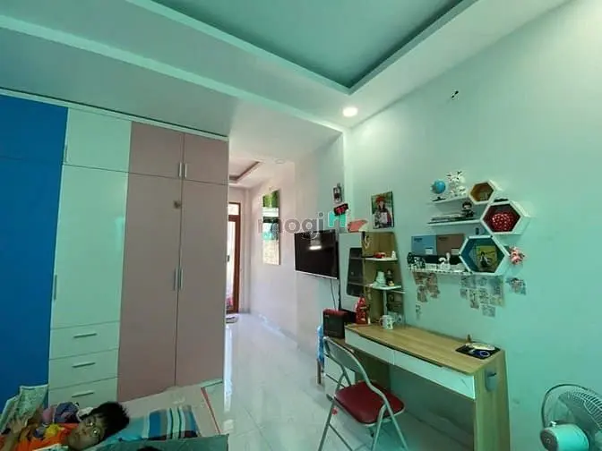 Nhà Vip 2 Tầng Huỳnh Tấn Phát - Bình Thuận - Cách Mt Vài Căn - Quận 7