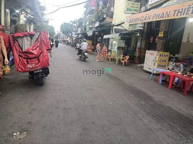 6042098 ảnh đại diện 1