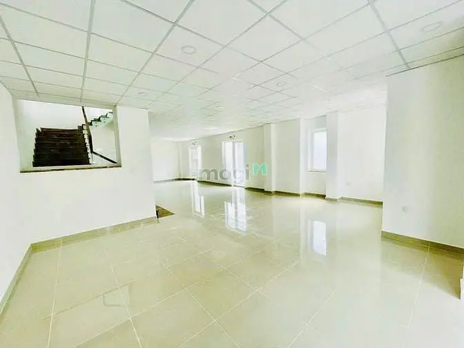Cho Thuê Nhà Thiết Kế Hiện Đại - Gần Sân Bay Tân Sơn Nhất - Hồng Hà