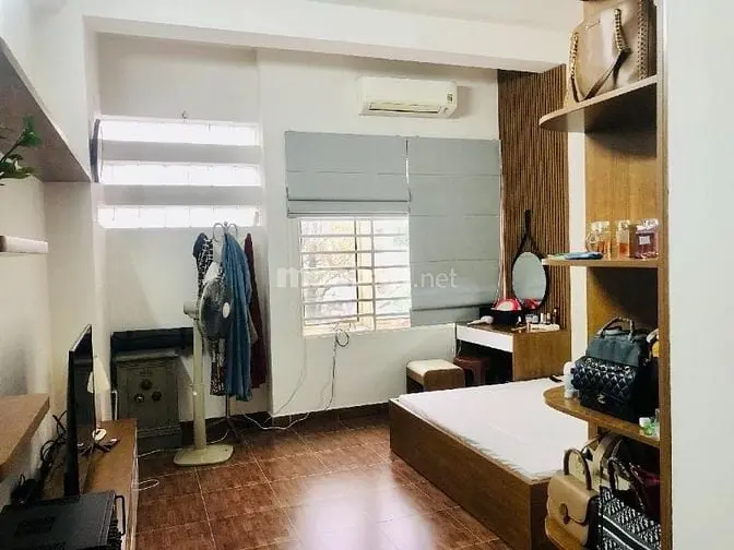 Cầu Giấy - View Hồ, Phân Lô Vỉa Hè, Ôtô Tránh, Kinh Doanh -74M X5 Tầng