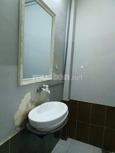 Cho Thuê Nhà Mặt Tiền Đường 3/2,P.16, Q.11 Giá 24Tr