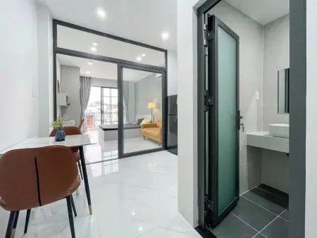 Siêu Phẩm Mới 100% – 1Pn Full Nội Thất, Ban Công Rộng – Máy Giặt Riêng – Kdc Him Lam, Quận 7