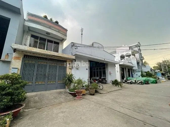 Cho Thuê Kho 2 Mặt Tiền Đường 12M Nguyễn Quý Yêm, An Lạc, Bình Tân