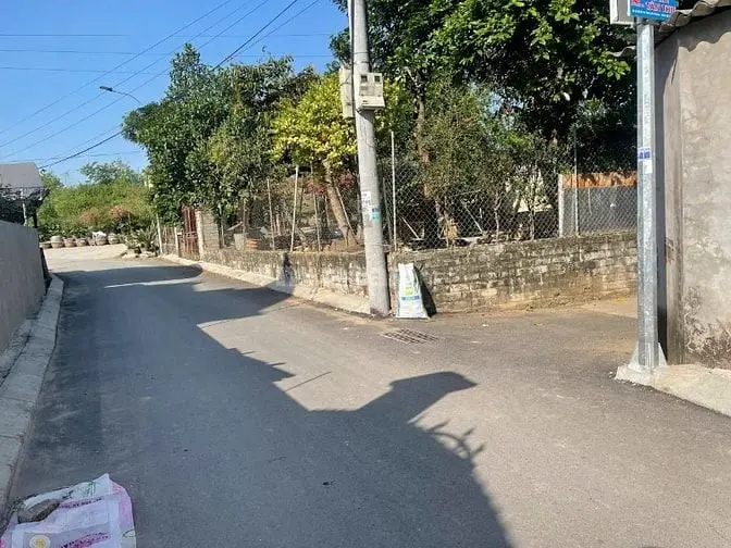 Bán 128M Kim Ngưu . Tân Tiến, Văn Giang. Đường Otto. Giá 30Tr/M