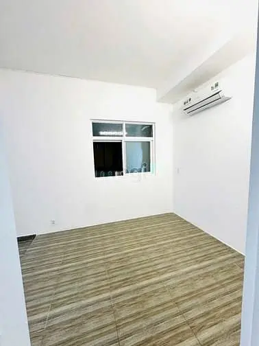 Bán Studio Chung Cư H2 - 30M2 1Wc - Giá 2 Tỷ 250 Triệu