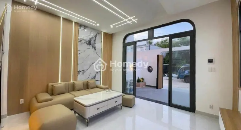 Cơ Hội Hiếm! Nhà Phố 95 M² - 2 Tỷ 3 - Sổ Hồng Trao Tay