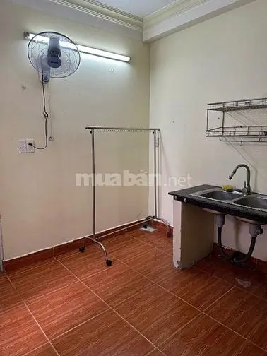 Cho Thuê Phòng Giờ Tự Do, 12M2, Đường Thành Thái, P.12, Q.10