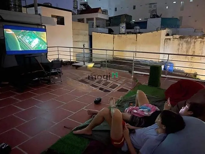 Cho Thuê Nhà Góc 2 Mt 150M2 Nguyên Căn Đường Cộng Hòa, P 13, Tân Bình