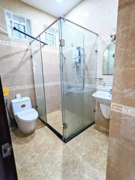 Cho Thuê Căn Hộ 2Pn + Ban Công Tách Bếp 50M2 - Phan Xích Long ️