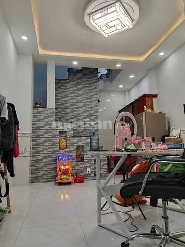 Cho Thuê Nhà 2 Mt Hẻm Thông 4M. Sau 1 Căn Mt Lê Văn Thọ. Giá 10Tr/Th