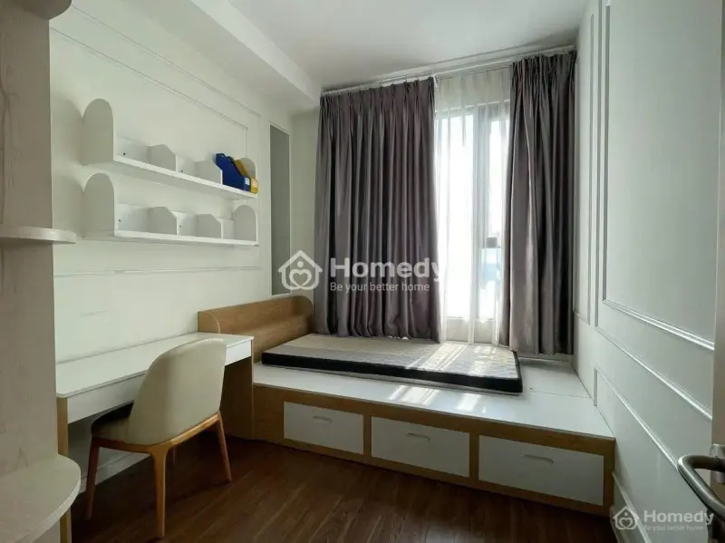 Chung Cư Satra Eximland, Phan Đăng Lưu, Pn: 3P Ngủ. 22Tr, 140M2, Ban Công