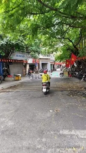 Bán Nhà Phố Phú Viên, Gần Cầu Chương Dương 33M²- 4 Tầng-5.5 Tỷ, Ô Tô