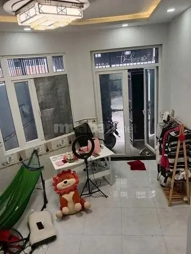 Cho Thuê Nhà 2 Mt Hẻm Thông 4M. Sau 1 Căn Mt Lê Văn Thọ. Giá 10Tr/Th