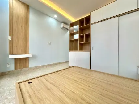 Căn Hộ Full Nội Thất Cửa Sổ Và Ban Công Lớn Ở Nguyễn Thiện Thuật Bình Thạnh Giáp Q1,Q3 - 0334998413