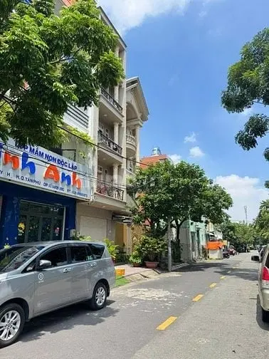 6042362 ảnh đại diện 1