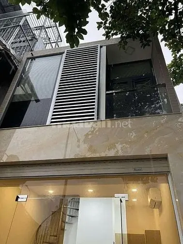 Cho Thuê Nhà 2 Mặt Tiền Lý Thường Kiệt, P14, Q10, Ngay Ngã 4 Đường3/2
