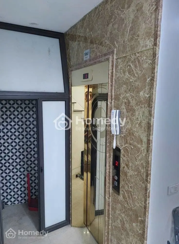 Trịnh Văn Bô - Vỉa Hè - Ô Tô - Nhà 7 Tầng - Thang Máy