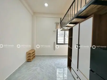 Cho Thuê Phòng Sẵn Máy Lạnh - Tủ Lạnh - Ban Công Ngay Dương Quảng Hàm - Đh Văn Lang - Đh Iuh