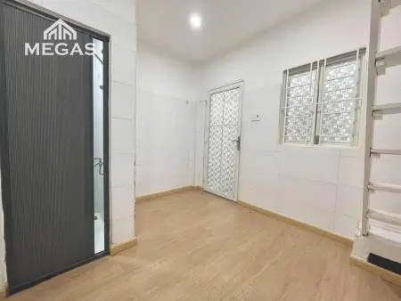 1 Trệt 1 Lầu. Giá Tốt. Đầy Đủ Tiện Nghi. Ngay Cầu Sài Gòn