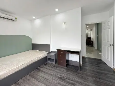 Chung Cư Trương Quyền, Phường 6, Quận 3, 2P Ngủ, 1Wc, Ban Công, Nt, 12Tr