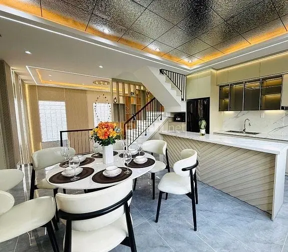 Chú Năm Kẹt Tiền Bán Nhà 53M2 Trần Quang Diệu,Q3.Gần Bệnh Viện An Sinh