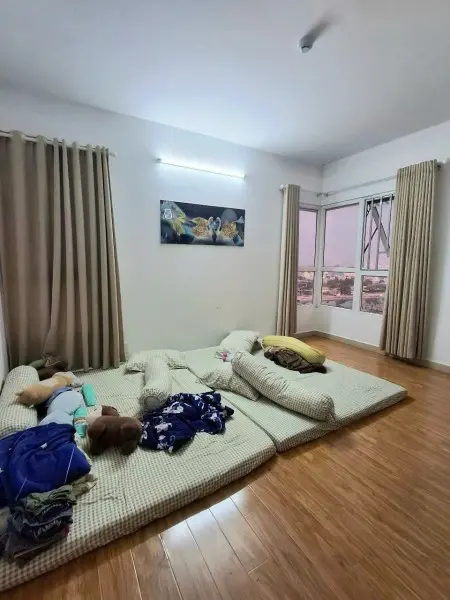 Cho Thuê Chung Cư Dt 81M2, 2Pn, 2 Wc