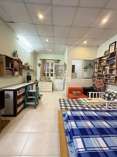 Nhà Hxh Lý Thường Kiệt-Tân Bình. Dt 4.5X22M, 2 Tầng