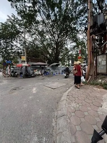 Bán Nhà Văn Quán - Tạng Nội Thất