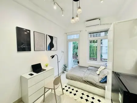 Căn Hộ Full Nội Thất Cửa Sổ Và Ban Công Lớn Ở Huỳnh Văn Bánh Phú Nhuận Giáp Q3,Q1 - Lh: 0334998413