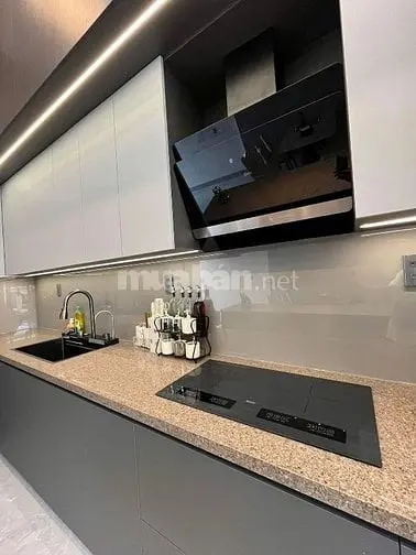 Mình Cần Bán Nhà Shr Cách Chợ Bến Thành 5Km Giá 1 Tỷ 290 Thương Lượng