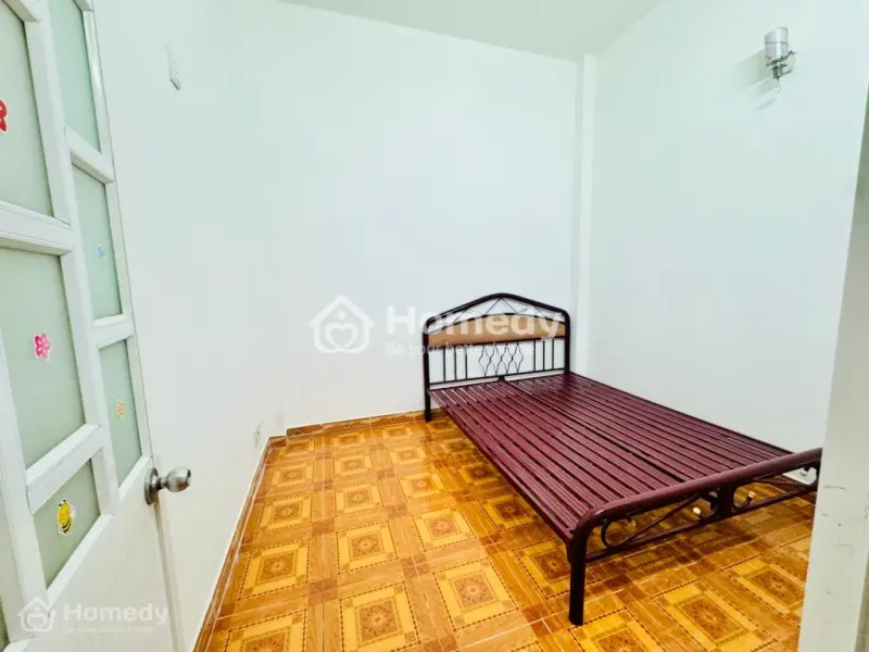 Cho Thuê 10Tr/Tháng Khu Dân Cư Đường 8M Xe Hơi Đậu Trong Nhà