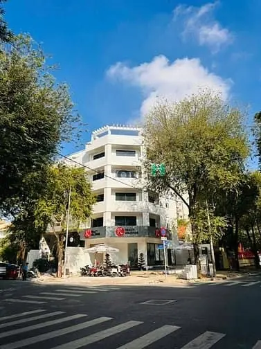 Cho Thuê Tòa Nhà Góc 2Mt Số 37 Đường Phùng Khắc Khoan + Nguyễn Văn Thủ