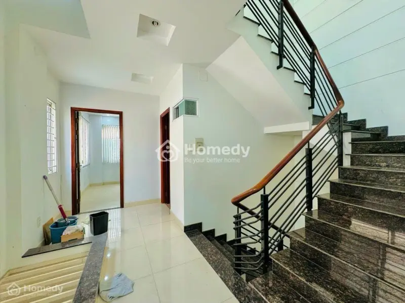 Bán Gấp Nhà Ngay Chợ Tân Tạo Quận Bình Tân 1Tret 1 Lau 2Pn Giá 1Ti850 Tl Hẻm 5M Sổ Riêng