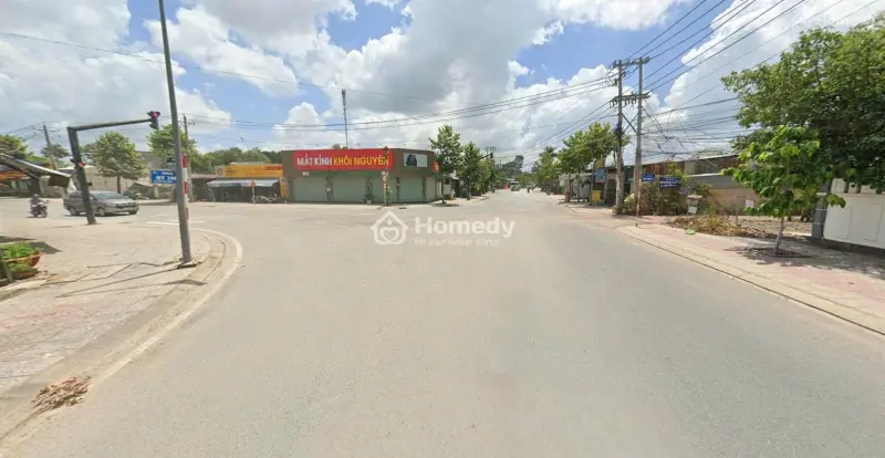 Chú Em Cần Bán Gấp Lô Đất 2 Mặt Tền Đường Dt746,Ngay Ngã 3, Cách Chợ, Trường, Kcn Chỉ 5P Đi Xe