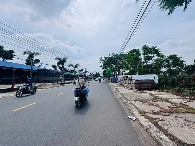 Cho Thuê Xưởng Mặt Tiền Đường Điểu Xiển 404M2 Ngang 8M Giá 15 Triệu/Th