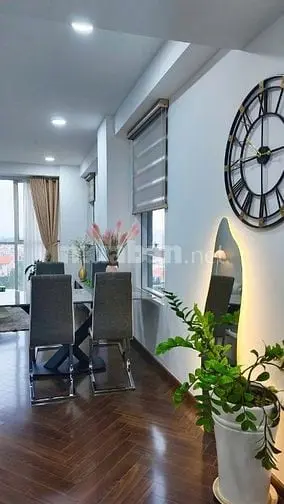 🌟 Siêu Phẩm Sunrise City South – 102M², 2Pn 2Wc, View Triệu Đô, Tầng