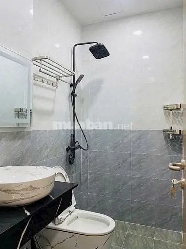 Bán Nhanh! Nhà 66M2 Nguyễn Văn Đậu, P11, Bình Thạnh. Xây 1 Trệt 2 Lầu.