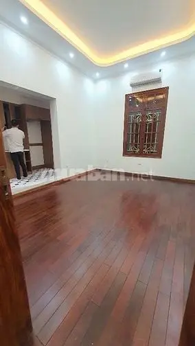 Bán Nhà Trong Biệt Thự 48 Và 50 Phố Hàng Chuối, Hbt