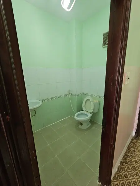 Cho Thuê Phòng Trọ Ở Lầu 3 Ngang 3M Dài 12M