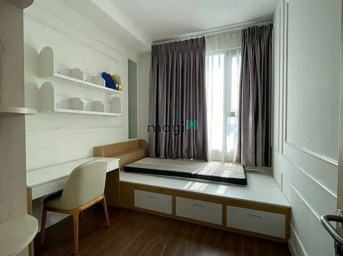 Chung Cư Satra Eximland, Phan Đăng Lưu, Pn: 3P Ngủ. 22Tr, 140M2