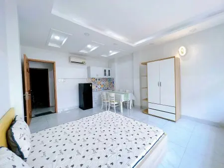 Căn Hộ Phan Xích Long Full Nội Thất Cửa Sổ Lớn Giáp Bình Thạnh, Bình Tân