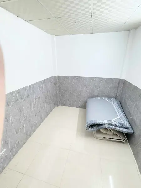 Phòng Máy Lạnh , Cửa Sổ Thoáng , 1Phòng Ngủ Tách Bếp, 1 Khu Vườn Nhỏ, Tolet Riêng, Không Chung Chủ
