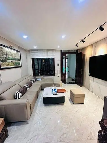 Bán Gấp Nhà Đẹp Lạc Long Quân - Tây Hồ