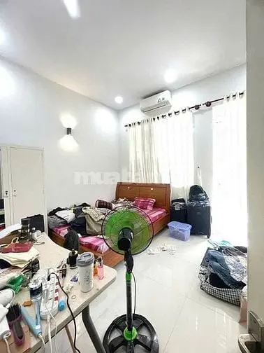 Bán Nhà 2 Tầng Hẻm Thông Thoáng, Cách Đường Xe Hơi 20M Huỳnh Tấn