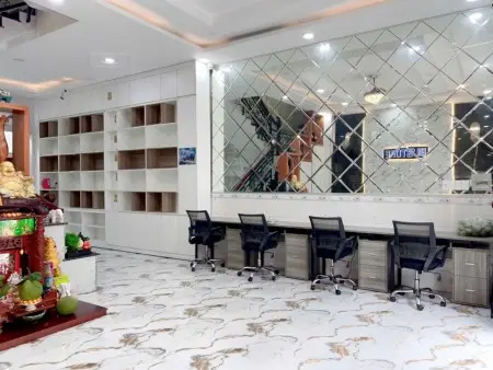 Cho Thuê Nhà Đẹp Nc, Đường Liên Khu 5-6 Gần Tktq, Bình Tân. 6 X 16M. 3Pn 3Vs, Full Nội Thất, 18Triêụ