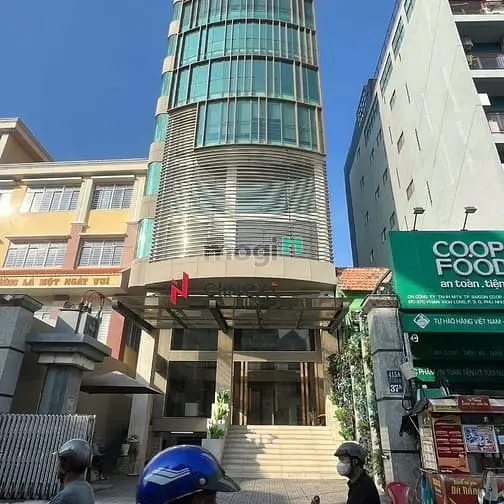 Bán Tòa Nhà Mặt Tiền Phan Xích Long, Quận Phú Nhuận (Cũ), Hầm + 8 Tầng