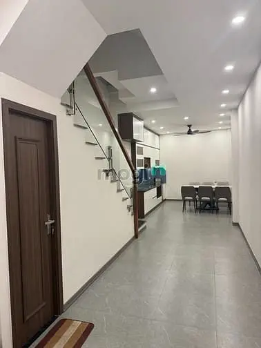 Bán Nhà Phố Ngọc Thụy 45M2- 4 Tầng- 9 Tỷ, Ô Tô,, Hiếm Trong Tầm Giá