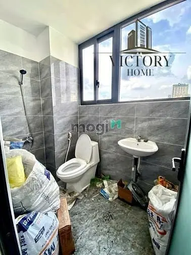 Cho Thuê Studio Tách Bếp Full Nội Thất Ngay Gần Ngã Tư Hàng Xanh