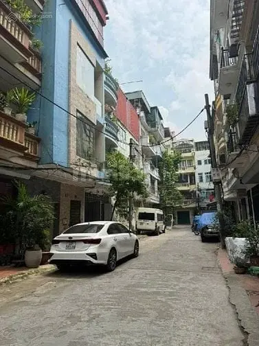 Nhà Riêng Ngõ Thông, Ô Tô Tránh/Vào Nhà, Gần Phố Cổ, Trung Tâm Ba Đình
